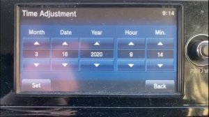 Как настроить часы на автомагнитоле Mitsubishi Outlander. Настройка времени и даты на автомагнитоле