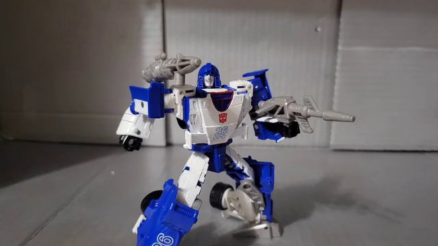 Transformers KINGDOM Battle Across Time Grimlock & Mirage | Fat Fingered Review #55 смотреть онлайн