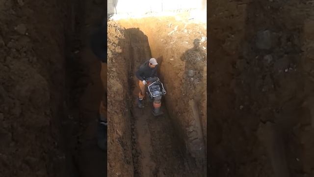 Трамбовка земли ногами это просто имба смотреть онлайн