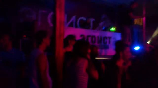 Эля и Катя. Крым. Судак. клуб Эгоист. 2012 смотреть онлайн