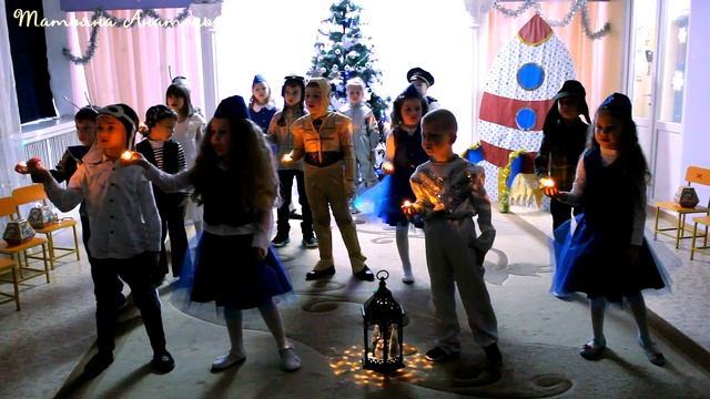 Новый Год Стучится. Новогодний праздник 2021-22 смотреть онлайн