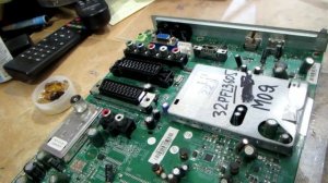 Ремонт Philips 32pfl3605/60. Не включается. Не горит индикатор.