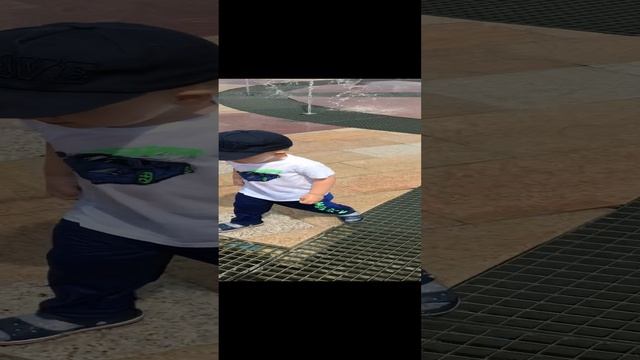 С Никитой на фонтане