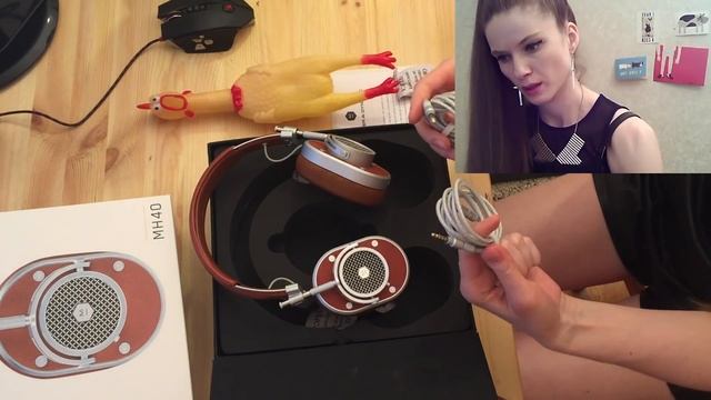 ПОЧЕМУ У МЕНЯ ТАКИЕ БОЛЬШИЕ УШИ?! — Распаковка наушников MASTER & DYNAMIC MH40! [VLOG] смотреть онлайн