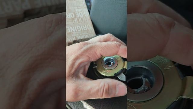 комплект ГРМ ,первый купленный комплект ГРМ, офицалы поменяли, на этот смотреть онлайн