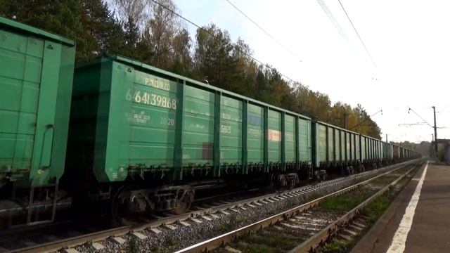 Электровоз ВЛ10У-593 с грузовым поездом, Большая Московская Окружная железная дорога смотреть онлайн