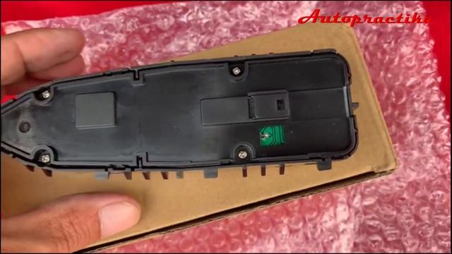 Кнопки стеклоподъёмника Mercedes W213 смотреть онлайн