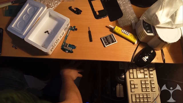 Galaxy S3 - замена экрана - китайский Super Amoled лучше LCD 