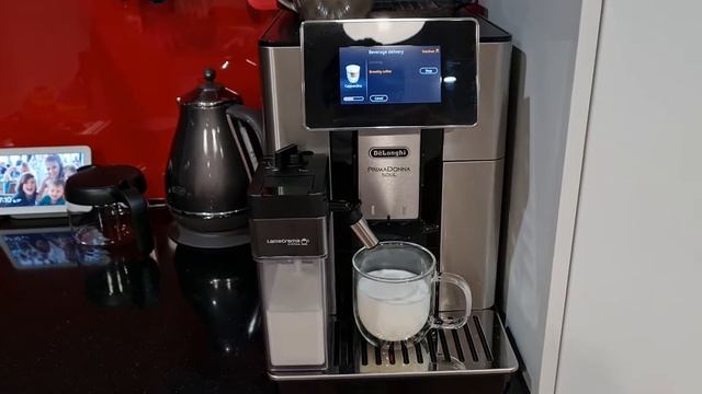 Concierge Member Keeshan Reviews the DeLonghi PrimaDonna Soul Auto Coffee Machine | The Good Guys смотреть онлайн