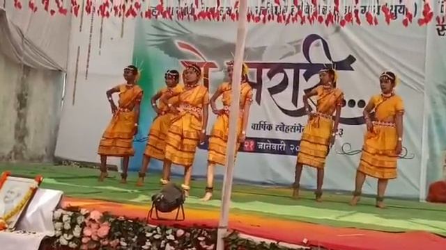 Gondi dance........ Sukesheeni group dance....... смотреть онлайн