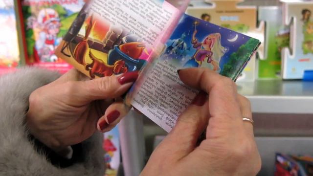 Yerevan, 19.02.17, Su, Video-1, (на рус.) Книги на армянском