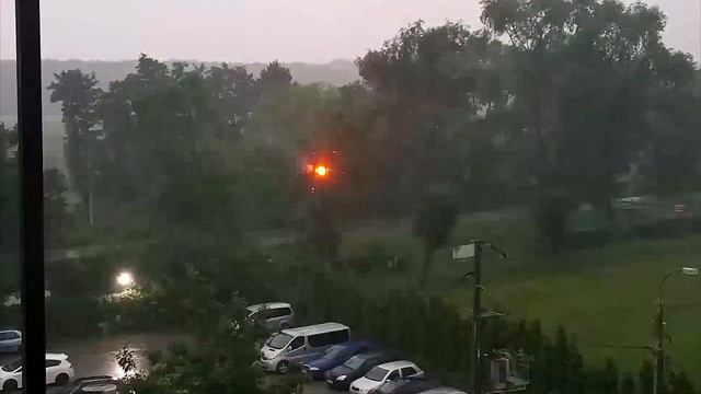 Короткое замыкание на опоре линии электропередачи 10 кВ⚡️ смотреть онлайн