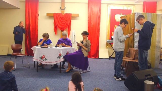 Сценка ''Встреча друзей'', Новый год 2016-2017 смотреть онлайн