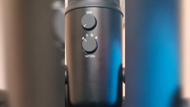 blue Microphones| 2070 Yeti Blackout USB Mic unboxing/Review смотреть онлайн