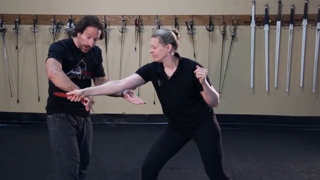 Modern Knife vs Historical Dagger Techniques...with Keith Jennings смотреть онлайн