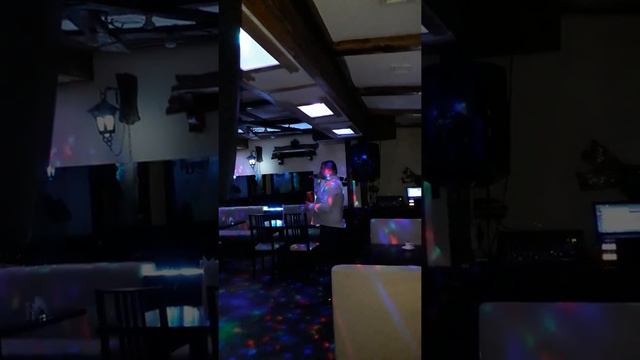 У этого парня шикарный голос!!!! Наша здезда Тони смотреть онлайн