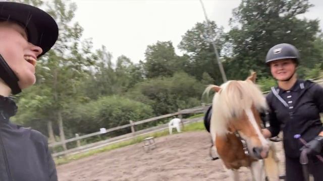 HÖJDHOPPNING CHALLENGE "ANNA FLYGER AV" смотреть онлайн