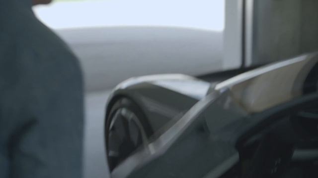 【Celebrating Audi e-tron: the Audi PB18 e-tron concept car】 смотреть онлайн