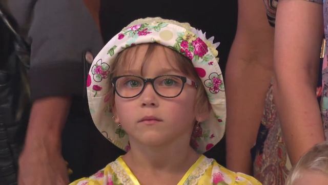 Праздничная литургия в престольный праздник Петропавловского храма поселка Прохоровка смотреть онлайн