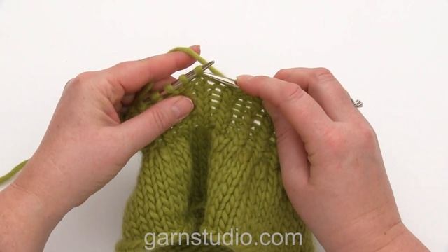 How to work a rib with 1 knit twisted and 1 purl stitches смотреть онлайн