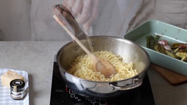 Pasta con trufa negra en conserva смотреть онлайн