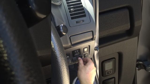 Plug and play idle up throttle controller for Hilux D4D смотреть онлайн