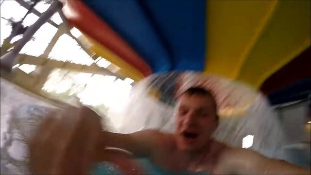 Аквапарк "Мореон". Космическая тарелка смотреть онлайн