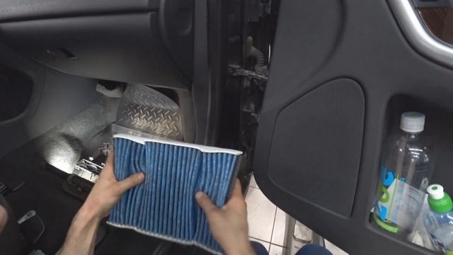 Как заменить салонный фильтр Volvo XC60? смотреть онлайн