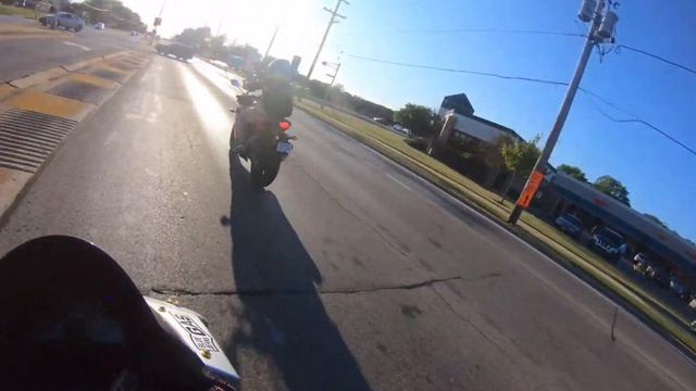 Honda cbr 600rr vs kawasaki zzr 600 смотреть онлайн