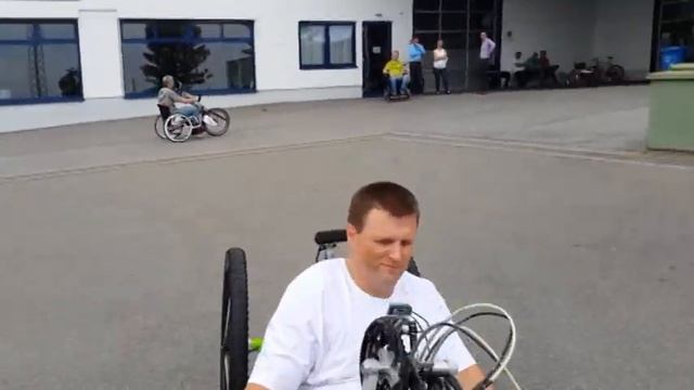 Хэндбайк (Handbike) смотреть онлайн