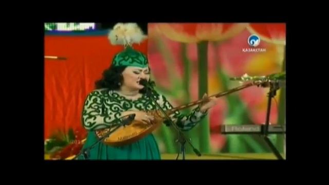 Мақпал Жүнiсова - Ән домбыра Макпал Жунусова смотреть онлайн
