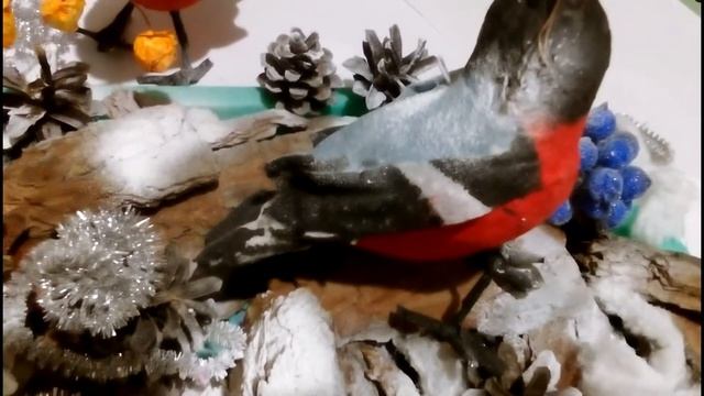 Новогодняя композиция "Снегири прилетели" смотреть онлайн