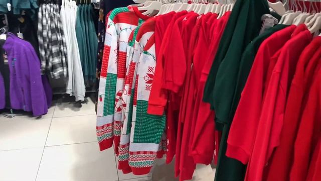 Новогодние магазины в Махмутларе. Алания 2022 смотреть онлайн