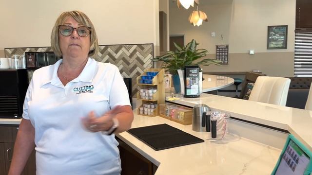 Spencer’s Java Jam-a Behind The Scenes Tour смотреть онлайн