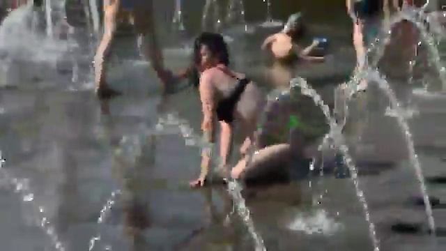 "Уроки танцев" или "Как закадрить парней" смотреть онлайн