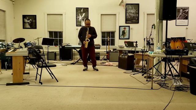 Yamaha YAS 200AD Advantage Alto Saxophone смотреть онлайн