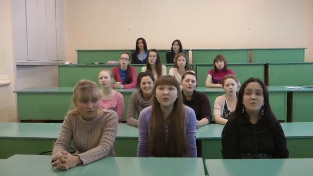 "ПЕСНЯ ВОЖАТЫХ". СЛОВА Ф.В.ГИНЗБУРГА.ПОЮТ СТУДЕНТЫ ФНК МарГУ.АККОМПАНИРУЕТ ДЕКАН Ф.В.ГИНЗБУРГ смотреть онлайн