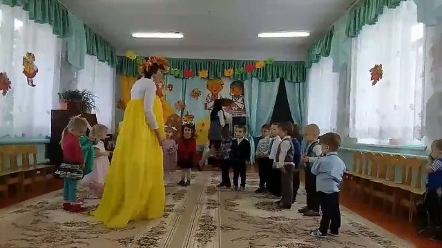 Осенний праздник младшей группы смотреть онлайн