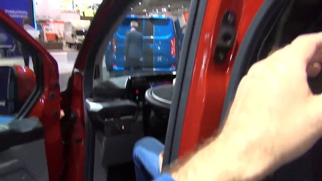 Ford Transit Custom LKW Limited L1H1 Panel Van (2023) Exterior and Interior смотреть онлайн