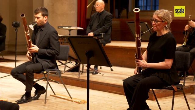 Jonian Ilias Kadesha plays/conducts Beethoven Violin Concerto , op.61 | I.Allegro Moderato смотреть онлайн
