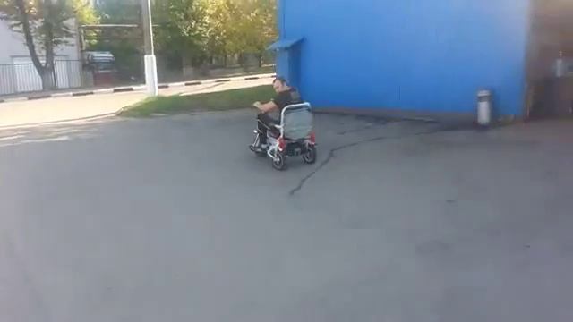 Видеообзор трицикла ADJUTANT 350W смотреть онлайн