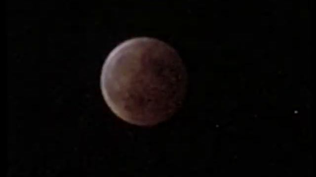 eclipse_of_the_moon_VHS_to_DVD_to_computer_to_edit_DPA смотреть онлайн
