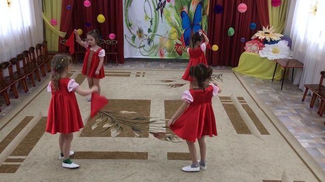 Танец «Русские матрёшечки» (4-5 лет) смотреть онлайн