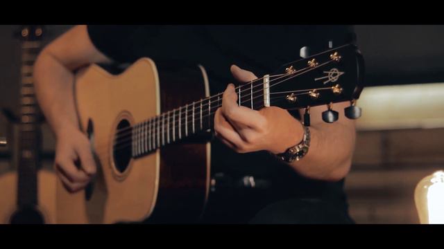 Alvarez-Yairi Honduran DYM60HD Dreadnought Guitar