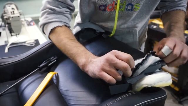 Перетяжка сидений нового Volvo XC90 | Custom seats смотреть онлайн