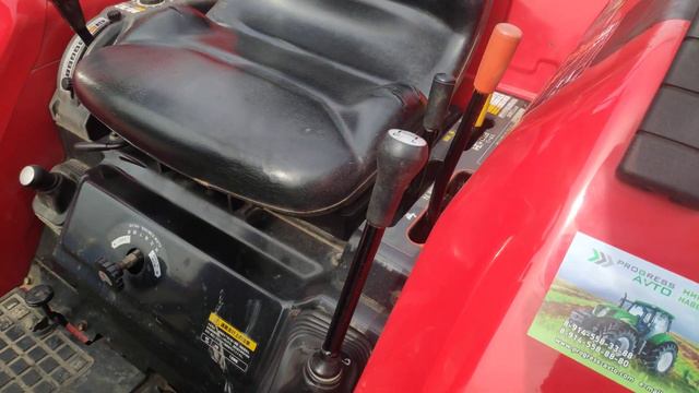 Полноприводный трактор MITSUBISHI MT285 смотреть онлайн