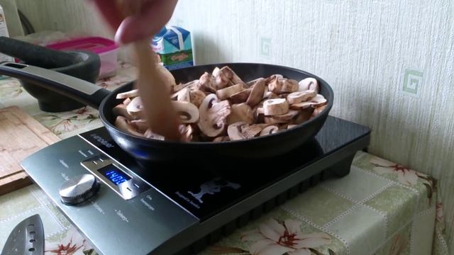 Пенне с грибами в сливочном соусе. смотреть онлайн