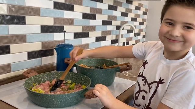 Пенне с соусом Песто смотреть онлайн