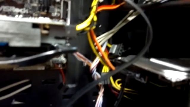 Сборка системного блока, с укладкой проводов.Computer Assembly, laying wires. смотреть онлайн