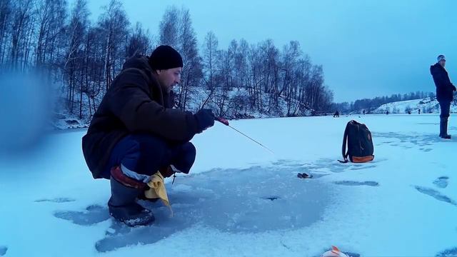 Первый лед (подледная рыбалка)2017 - 2018 ловля окуня смотреть онлайн